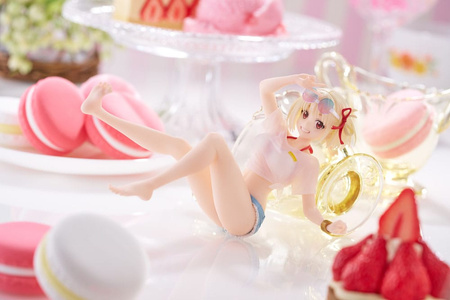Figurka Lycoris Recoil Aqua Float Girls Chisato Nishikigi 10 cm
