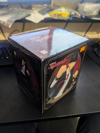 Figurka Mashle Mash Burnedead 18cm Z Defektem