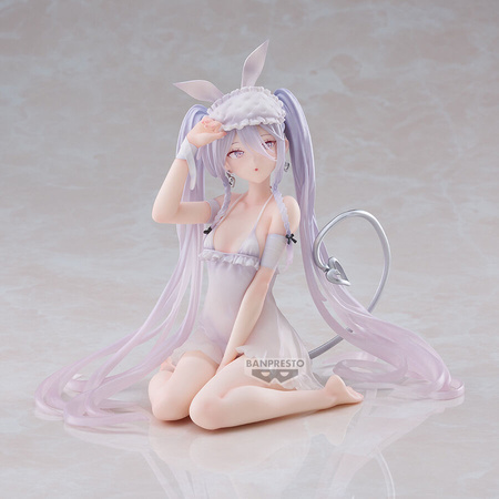 Figurka Rurudo - Rurudo Sleepy Bunny 13 cm