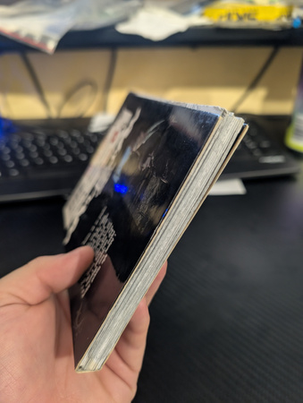 Manga Kuroshitsuji Tom 22 Z Defektem