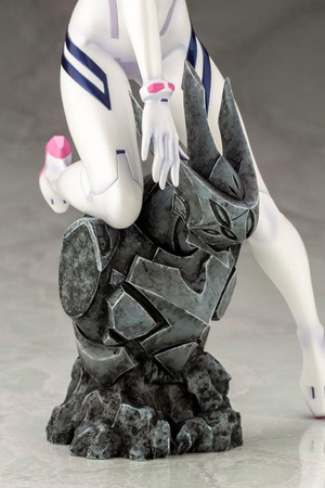 Figurka Evangelion 4 Mari Makinami Illustrious White Plugsuit Ver. 24 cm