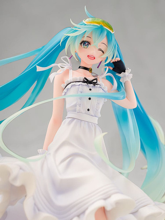 Figurka Hatsune Miku GT Project Original 1/7 Vacation Style Ver. 24 cm