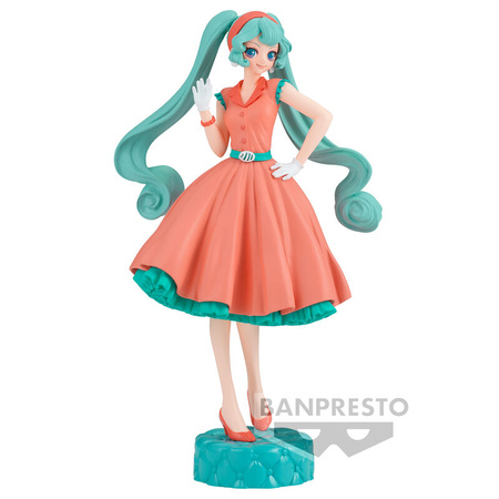 Figurka Hatsune Miku World Journey 18cm