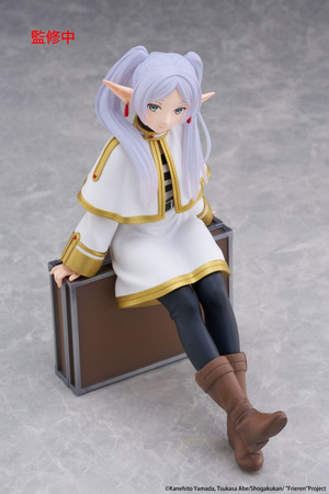 Figurka Frieren: Beyond Journey's End Desktop Cute Figure Frieren Trunk Case Ver. 13 cm