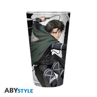 Szklanka Attack on Titan