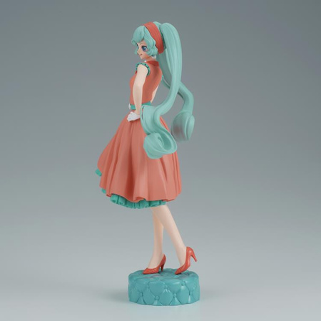 Figurka Hatsune Miku World Journey 18cm