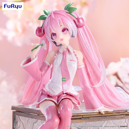 Figurka Hatsune Miku Noodle Stopper Sakura Miku 2024 Pearl Color 15 cm