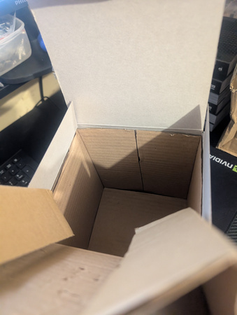 Figurka Mashle Mash Burnedead 18cm Z Defektem