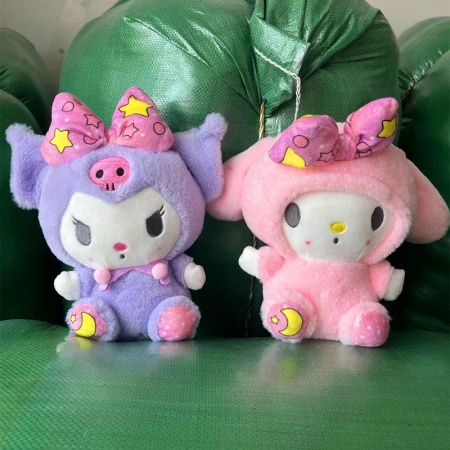 Poduszka Pluszak Sanrio Kuromi