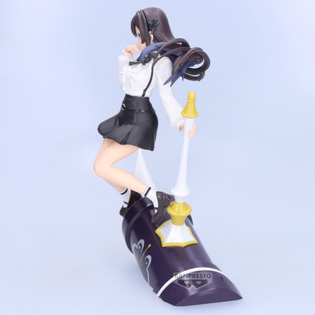 Figurka I May Be a Guild Receptionist but Ill Solo Any Boss To Clock Alina Clover 18cm