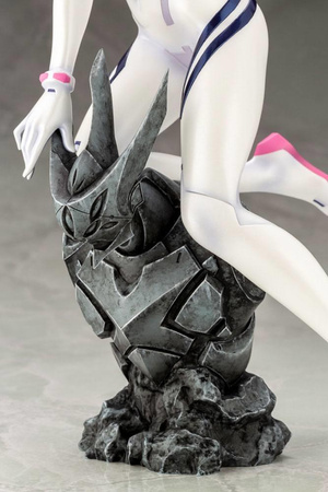 Figurka Evangelion 4 Mari Makinami Illustrious White Plugsuit Ver. 24 cm