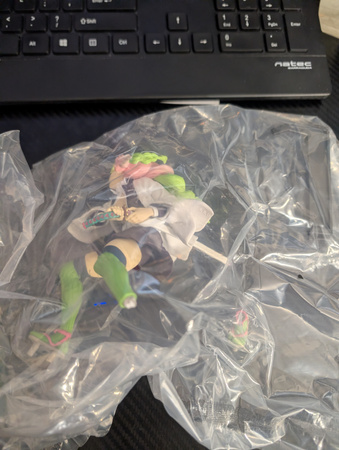 Figurka Demon Slayer Vibration Stars Mitsuri Kanroji 13cm Z Defektem